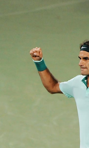 Federer, Serena Williams advance to semis in Cincy